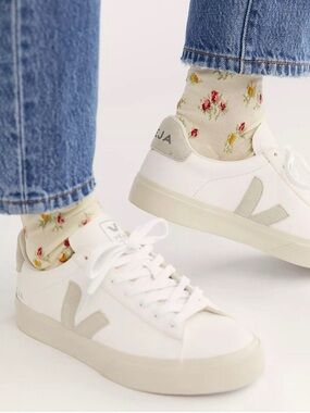 VEJA Campo Extra White
Natural Suede Leather Sneakers
Women's 8/39